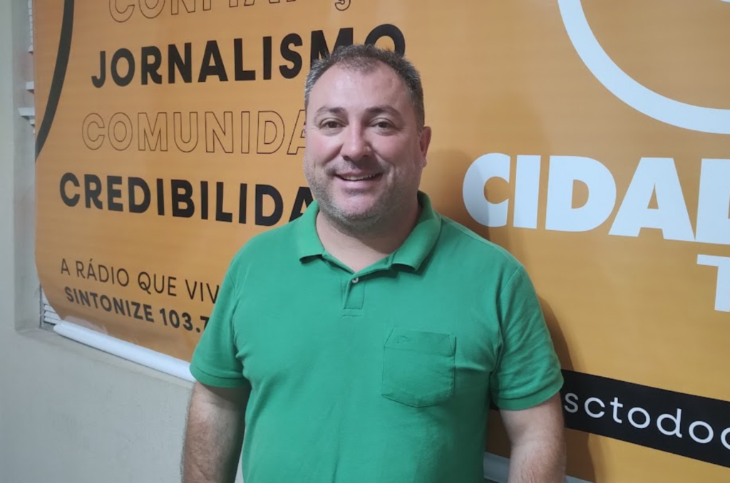 Após duas tentativas, vereador consegue eleição com quase 900 votos em Tubarão