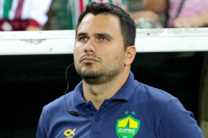 William Araújo, ex-Cuiabá, é o novo técnico do Hercílio Luz