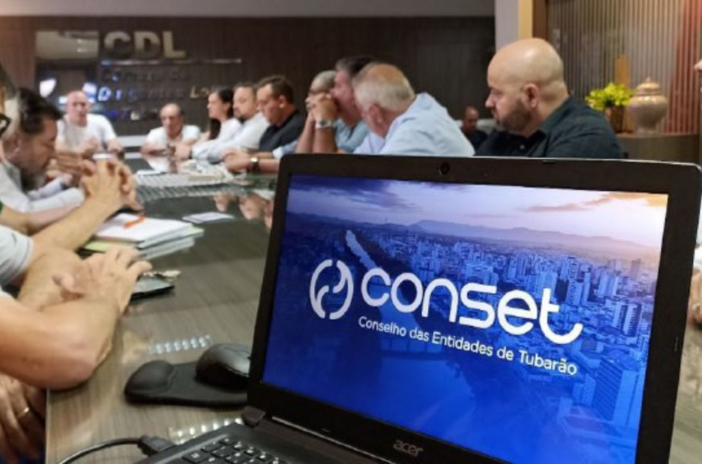 Vereadores eleitos participam de reunião de alinhamento com o Conset