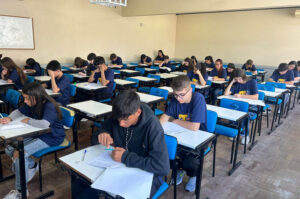 Estudantes participam da segunda etapa do Prêmio Aciva de Matemática