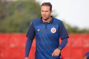 Thiago Carvalho deixará Vila Nova e pode ser anunciado no Figueirense