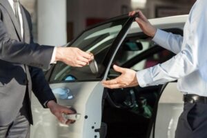 Indústria automotiva prevê alta de 5,6% em vendas para 2025