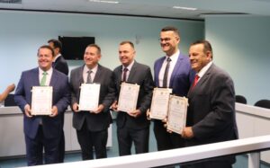 Diplomação oficializa novos mandatos em Palhoça