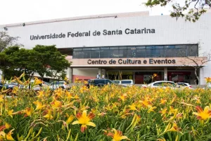 Concurso público com mais de 70 vagas é lançado pela UFSC
