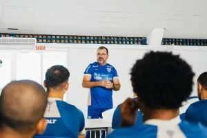 Avaí inicia preparação para temporada 2025 com 25 atletas