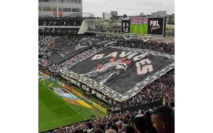 Veja quais famosos ajudaram na vaquinha do Corinthians