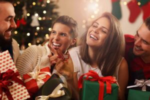 Mensagens criativas para amigo secreto, segundo a inteligência artificial