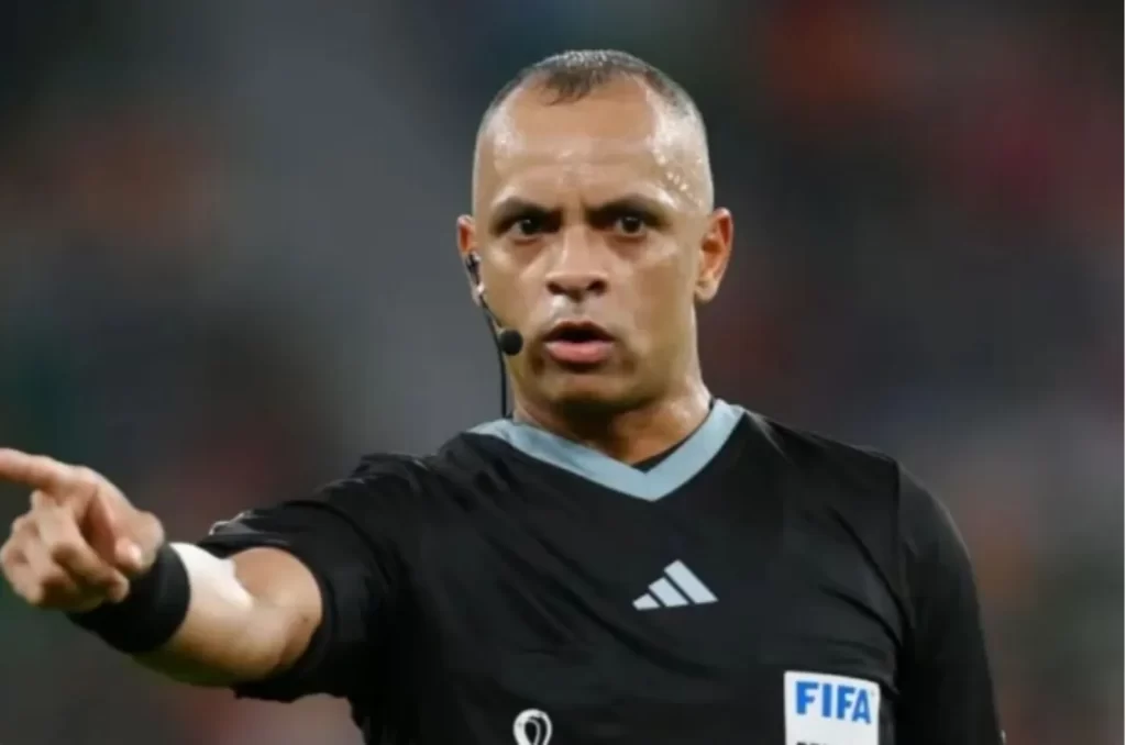 Árbitro Wilton Pereira Sampaio, que apitará Criciúma x Flamengo