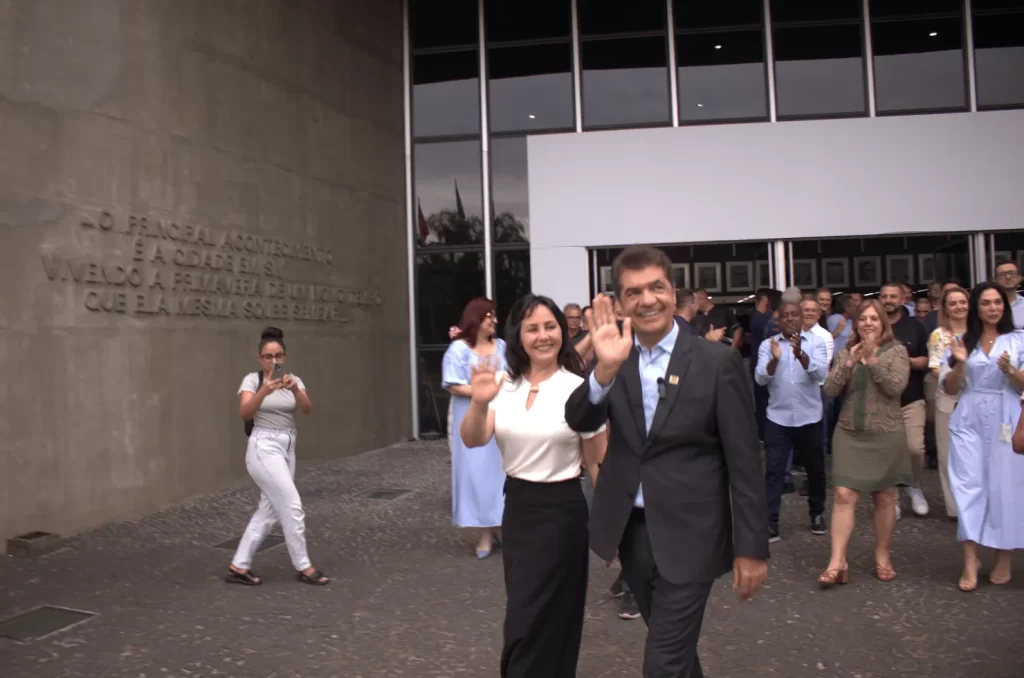 As já esperadas ausências na despedida de Clésio Salvaro