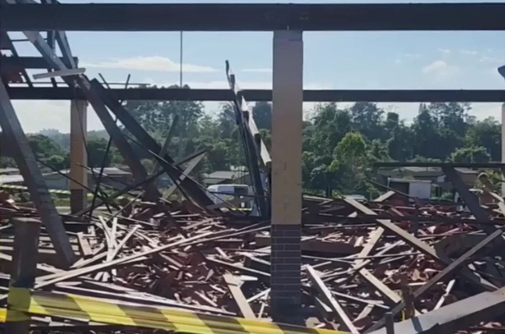 Cancha de Bocha que desabou no Parque dos Imigrantes, em Criciúma