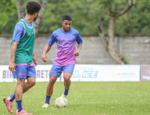 Caravaggio enfrenta o Sub-20 do Grêmio em jogo-treino