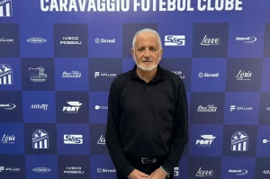Caravaggio renova contrato com Nei Rama por dois anos