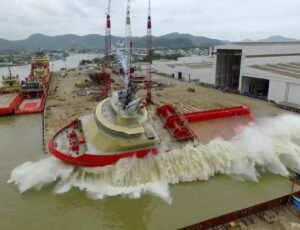 Contrato com Petrobras fortalece indústria naval na região