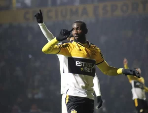 ‘Criciúma está no meu coração’, diz Bolasie em sua despedida