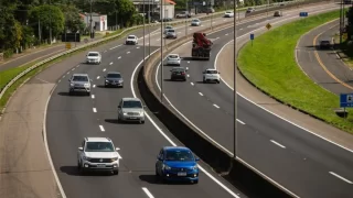 Imagem do trânsito nas rodovias