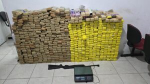 Polícia apreende 398 kg de maconha em Palhoça