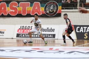 Joinville acaba com sonho do Criciúma de disputar a final do Catarinense de Futsal
