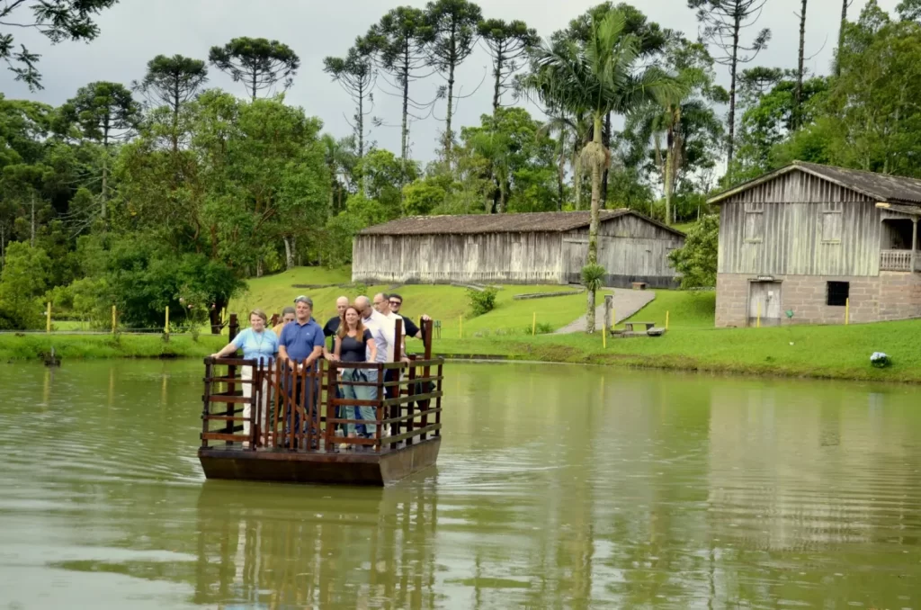 Inauguração da balsa do Museu ao ar Livre de Orleans