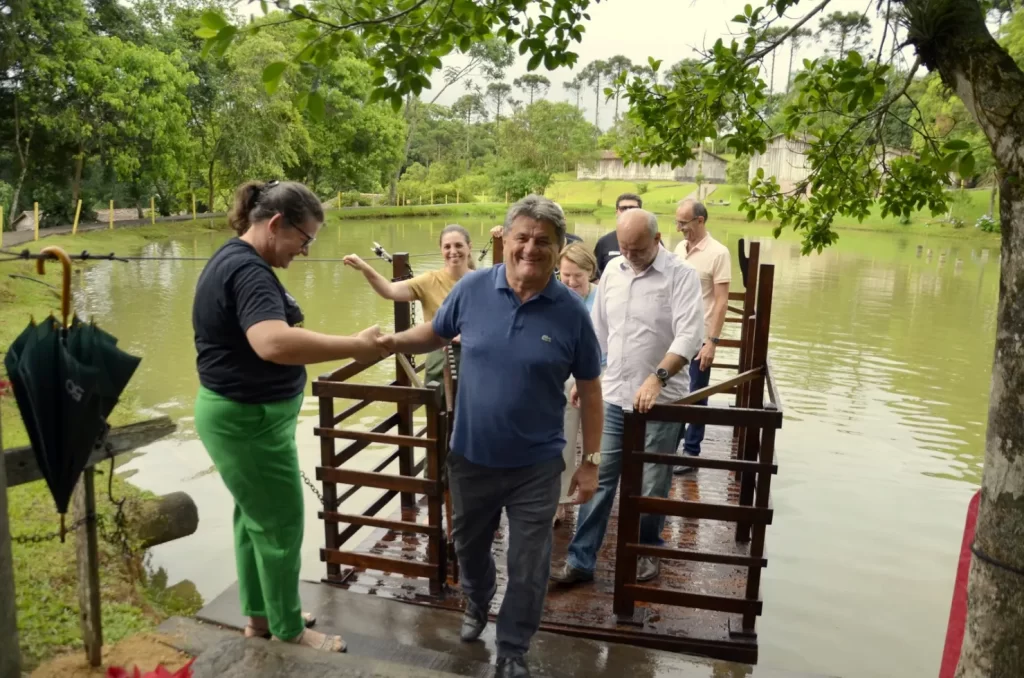 Inauguração da balsa do Museu ao ar Livre de Orleans