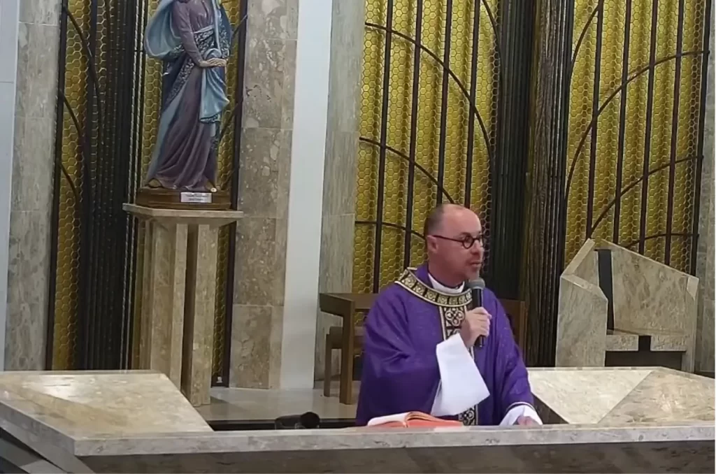 Pronunciamento de Padre Antônio Júnior sobre o caso envolvendo Padre Daniel Zilli e apoio à Diocese de Criciúma