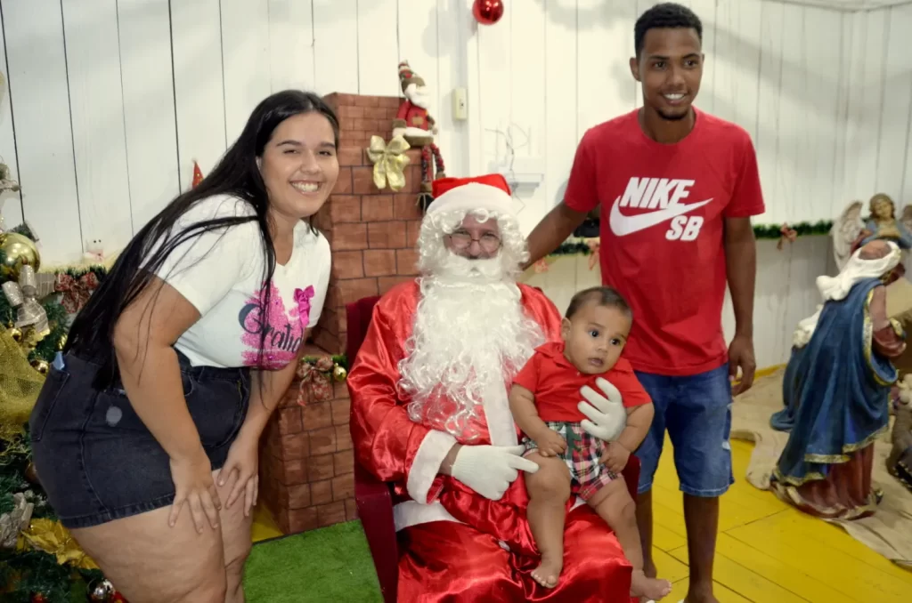 Papai Noel chegando em Siderópolis durante a abertura do "Natal da Esperança