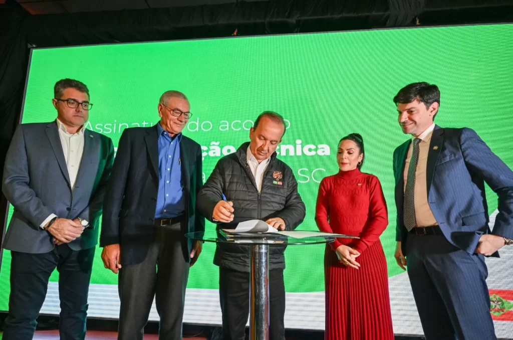 Lançamento do Zap Denúncia do Procon SC