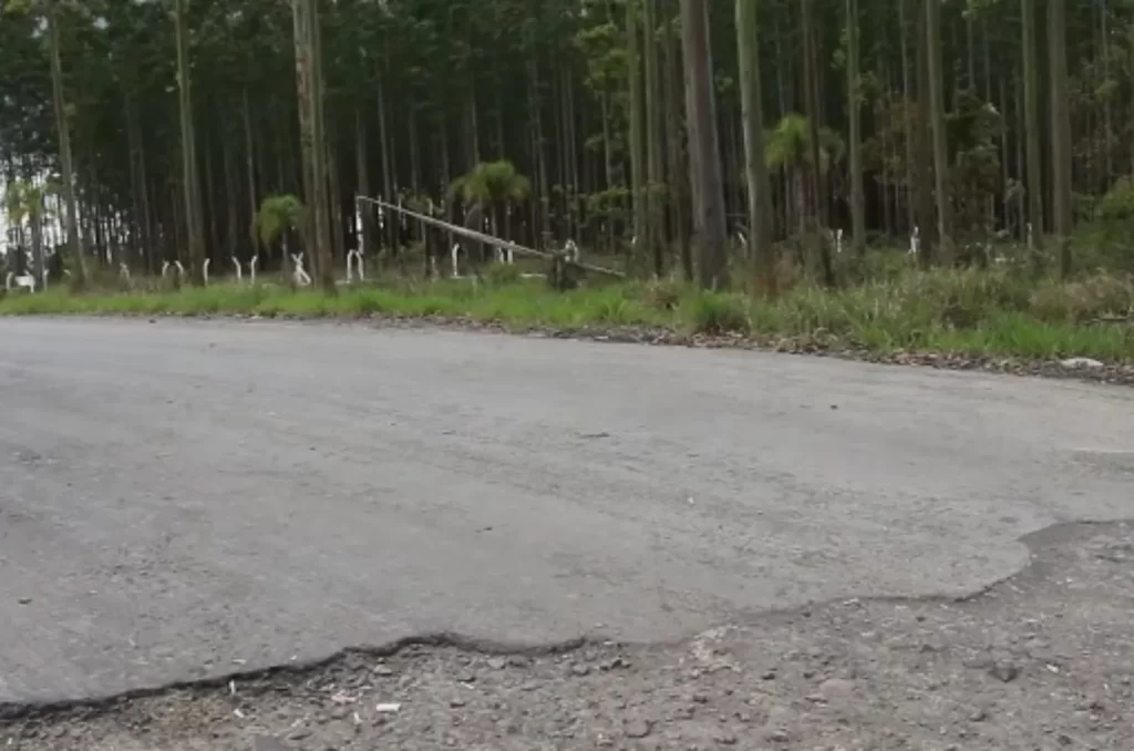 Final do trecho Pavimentado do Acesso Sul de Balneário Arroio do Silva