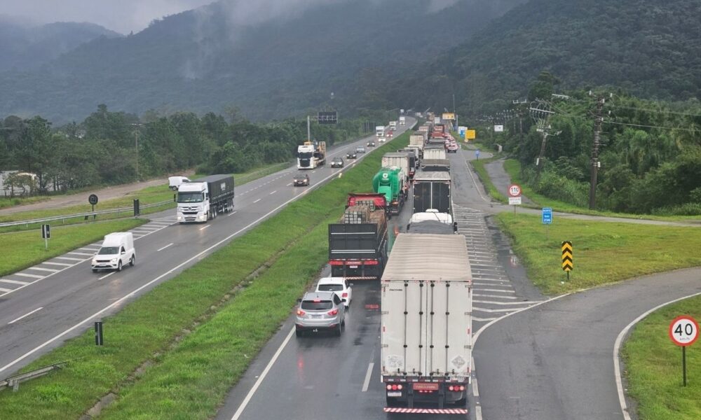 Caminhoneiros vão ter assistência de saúde nas rodovias