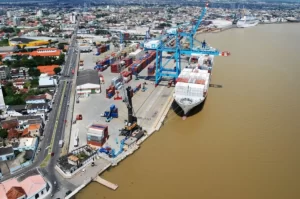 STJ suspende liminar e autoriza a federalização do Porto de Itajaí