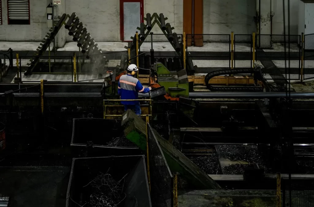 Imagem da indústria que é fundamental para a economia em SC