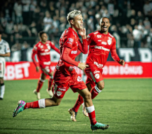Figueirense contrata atacante João Lucas até 2025