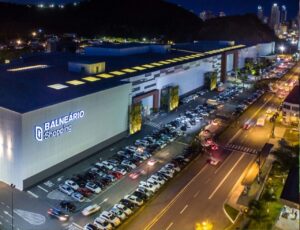 Suposta explosão no BC shopping assusta frequentadores