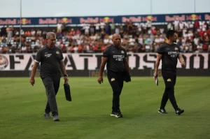 Tencati afirma que não permanecerá no Criciúma
