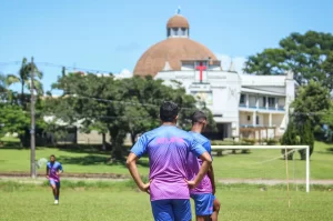 Treino tático marca tarde do Azulão da Montanha