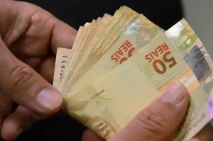 Último dia para renegociar dívidas no Desenrola