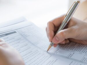 Concursos Públicos em SC: conheça as vagas abertas e os salários