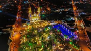 Abertura do Natal dos Canyons encanta o público com shows e chegada do Papai Noel