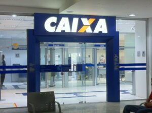 Servidor da Caixa é suspeito de desviar R$ 140 mil em agência de Florianópolis