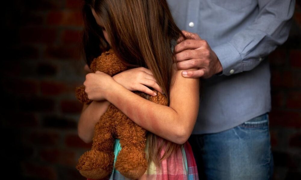 CHOCANTE: Brasil tem mais de 11 mil partos anuais decorrentes de violência contra menores
