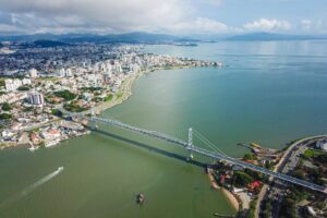 Florianópolis lidera ranking das cidades mais inteligentes do país