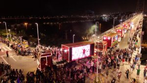 Caravana de Natal da Coca-Cola percorre Florianópolis nesta quarta-feira