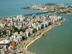 Réveillon 2025: Confira as alterações no trânsito em Florianópolis