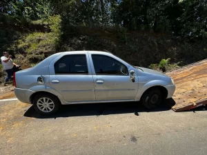 Mãe e filha de 11 anos são encaminhadas ao hospital após capotamento de automóvel em São Joaquim