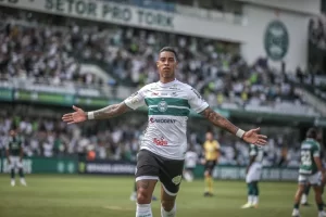 Alef Manga reforça o ataque do Avaí para a temporada 2025