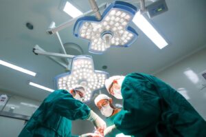 Estado supera próprio recorde e realiza mais de 2​50 mil cirurgias eletivas no ano