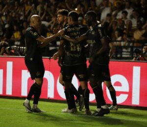 Criciúma volta a fazer contas para não cair
