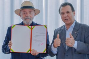 Decreto de reajuste do salário mínimo é assinado