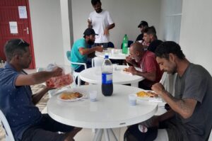 Ação do Creas oferece almoço para pessoas em situação de rua