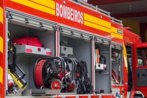 Homem é ferido por cabo de aço na Barra da Lagoa