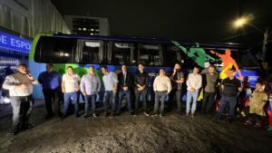 Palhoça apresenta novo ônibus para fortalecer projetos esportivos